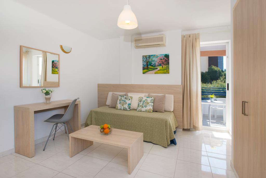 Apartamentos Calablanca Palmanova Dış mekan fotoğraf